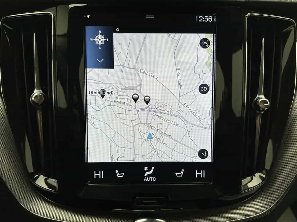 Volvo XC60 Inscription 2WD "1 HAND-NAVI-LEDER-SITZH" 07/2018-photo-13