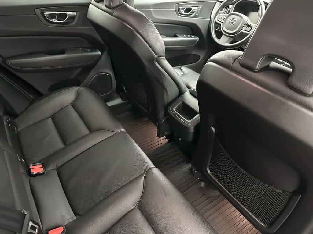 Volvo XC60 Inscription 2WD "1 HAND-NAVI-LEDER-SITZH" 07/2018-photo-22