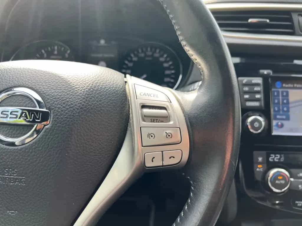 Nissan Qashqai 1.2 DIG-T N-Vision *Pano*Alcantara*360°* 12/2016-photo-23