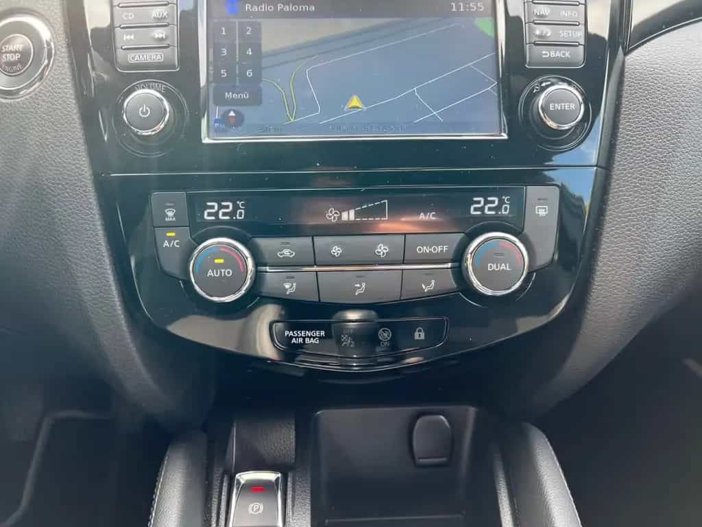 Nissan Qashqai 1.2 DIG-T N-Vision *Pano*Alcantara*360°* 12/2016-photo-24