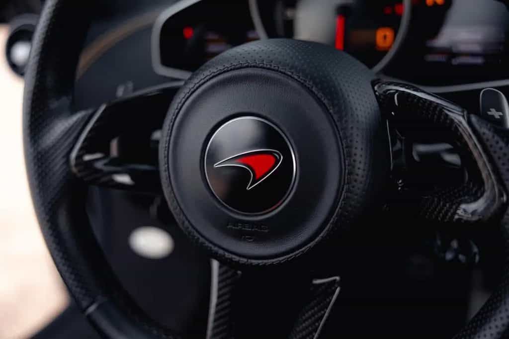 McLaren MP4-12C 3.8 V8 05/2012-photo-18