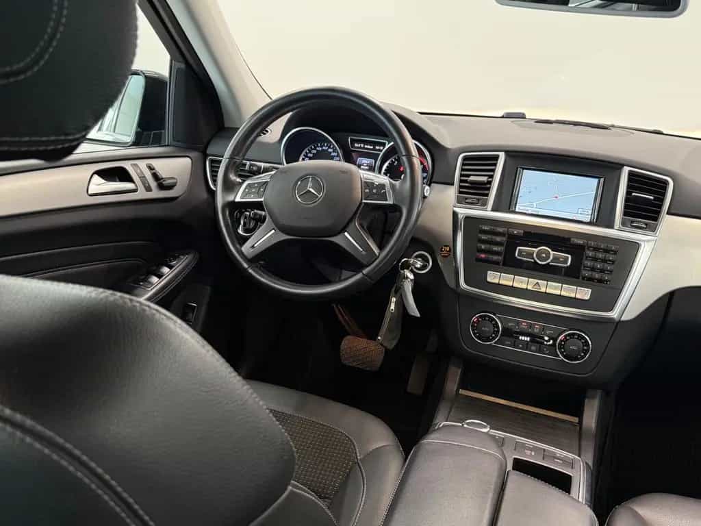 Mercedes-Benz ML 350 CDI BlueTec 1 HAND AHK 3,5t 01/2013-photo-10
