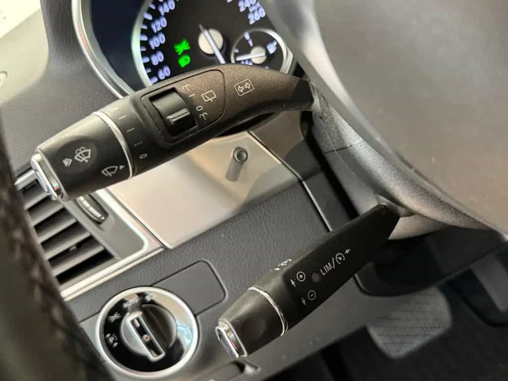 Mercedes-Benz ML 350 CDI BlueTec 1 HAND AHK 3,5t 01/2013-photo-27
