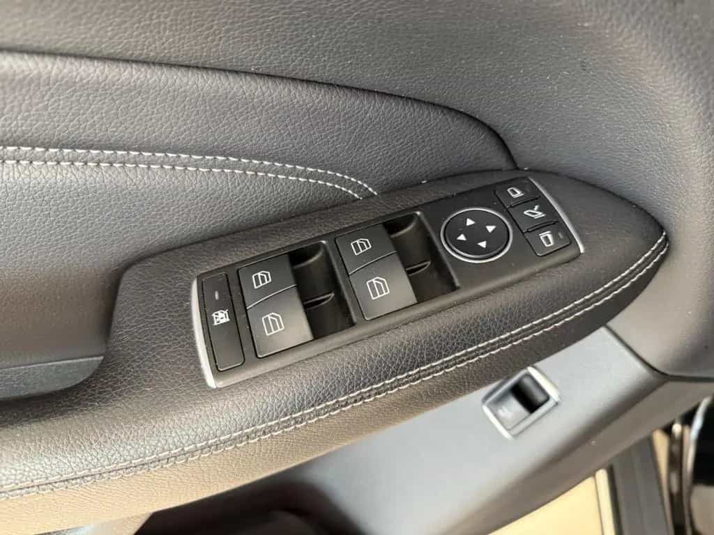 Mercedes-Benz ML 350 CDI BlueTec 1 HAND AHK 3,5t 01/2013-photo-28