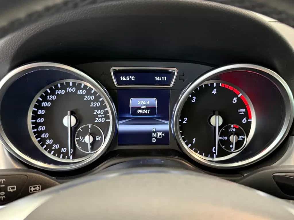 Mercedes-Benz ML 350 CDI BlueTec 1 HAND AHK 3,5t 01/2013-photo-31
