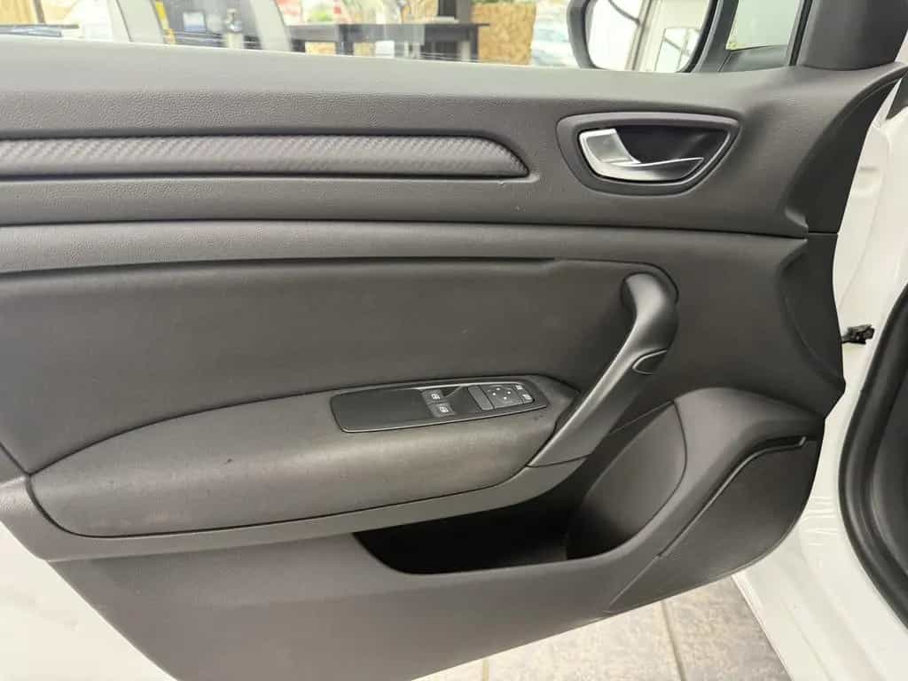 Renault Megane Grandtour 1.3 TCE Life, 1.Hand, Klima 12/2019-photo-5