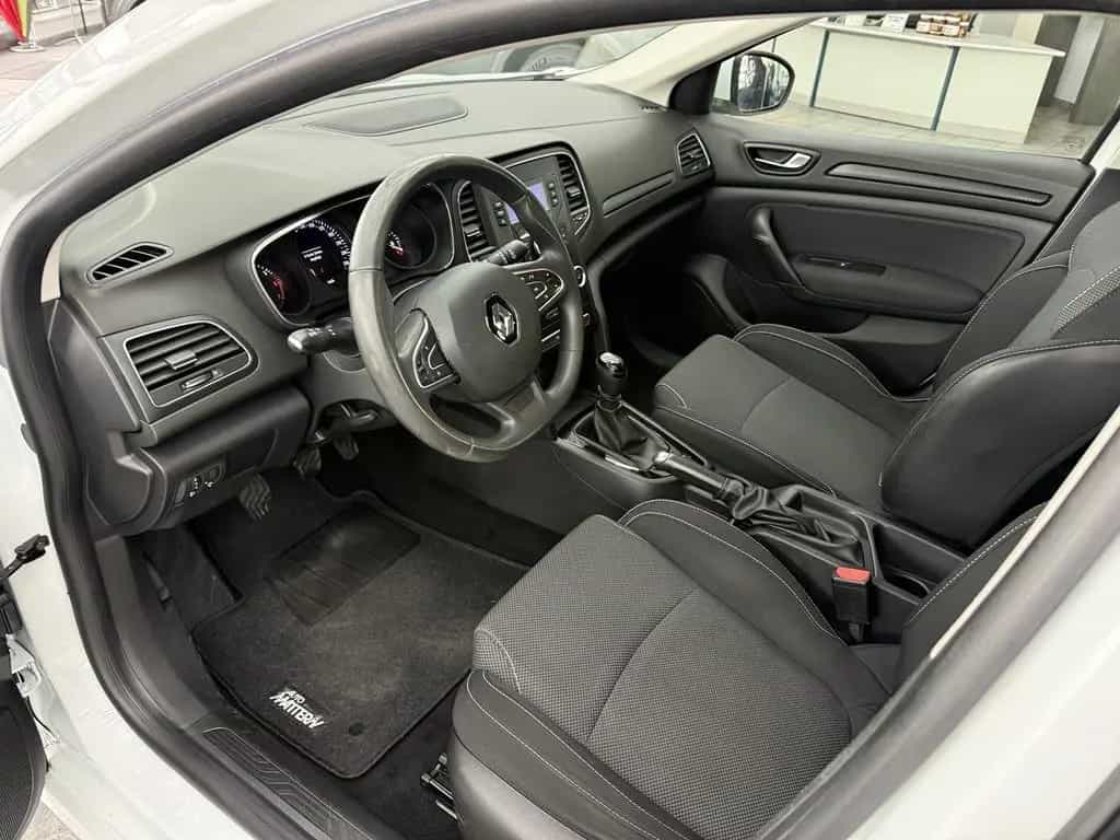 Renault Megane Grandtour 1.3 TCE Life, 1.Hand, Klima 12/2019-photo-6