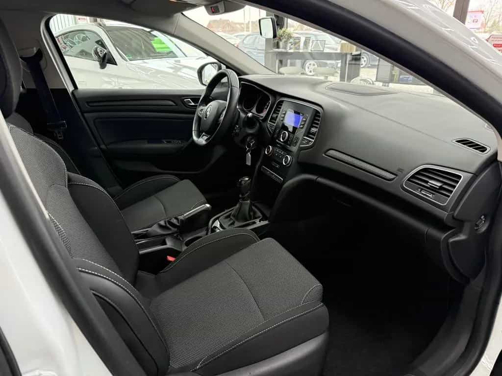 Renault Megane Grandtour 1.3 TCE Life, 1.Hand, Klima 12/2019-photo-8