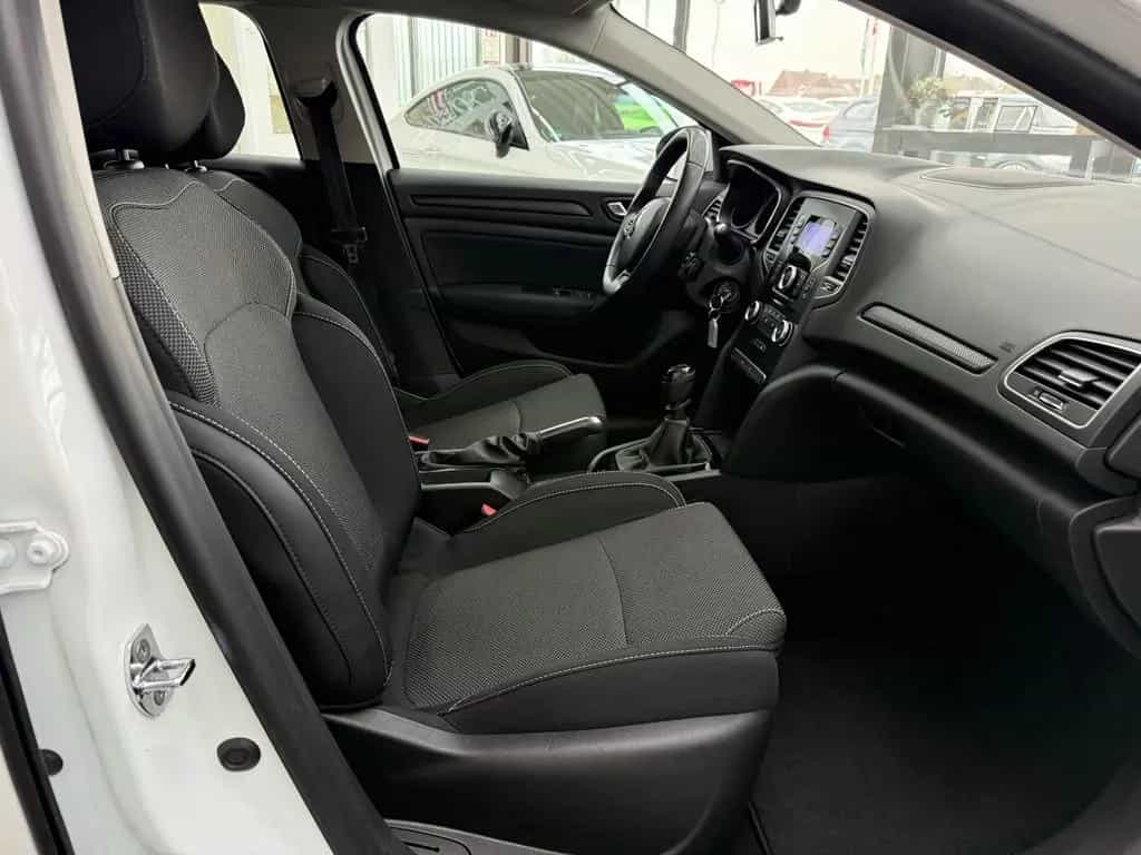 Renault Megane Grandtour 1.3 TCE Life, 1.Hand, Klima 12/2019-photo-9