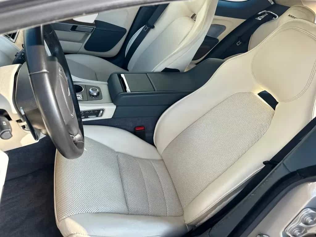 Aston Martin Rapide 6.0 V12 Touchtr. *B&O, Voll, MwSt* 10/2009-photo-13