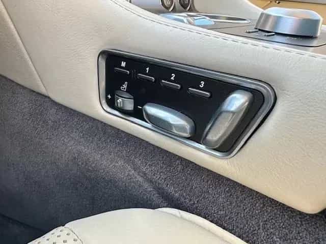Aston Martin Rapide 6.0 V12 Touchtr. *B&O, Voll, MwSt* 10/2009-photo-14