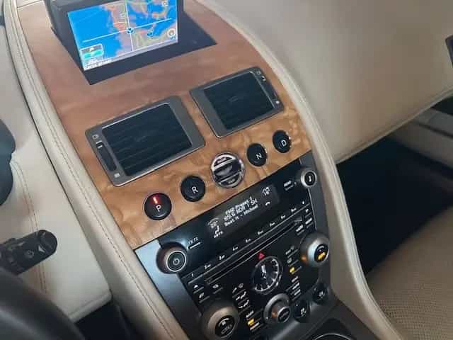 Aston Martin Rapide 6.0 V12 Touchtr. *B&O, Voll, MwSt* 10/2009-photo-19