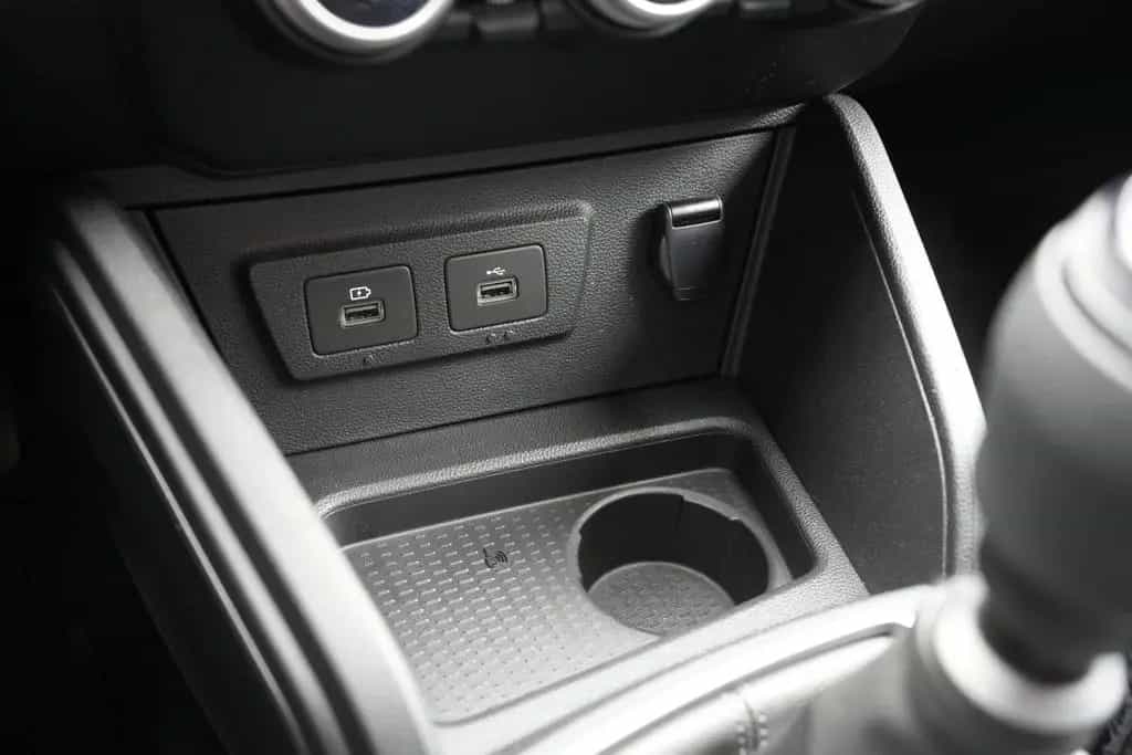 Dacia Duster II TCe 130 Journey 2WD Kamera Sitzh.  Jou 03/2023-photo-25
