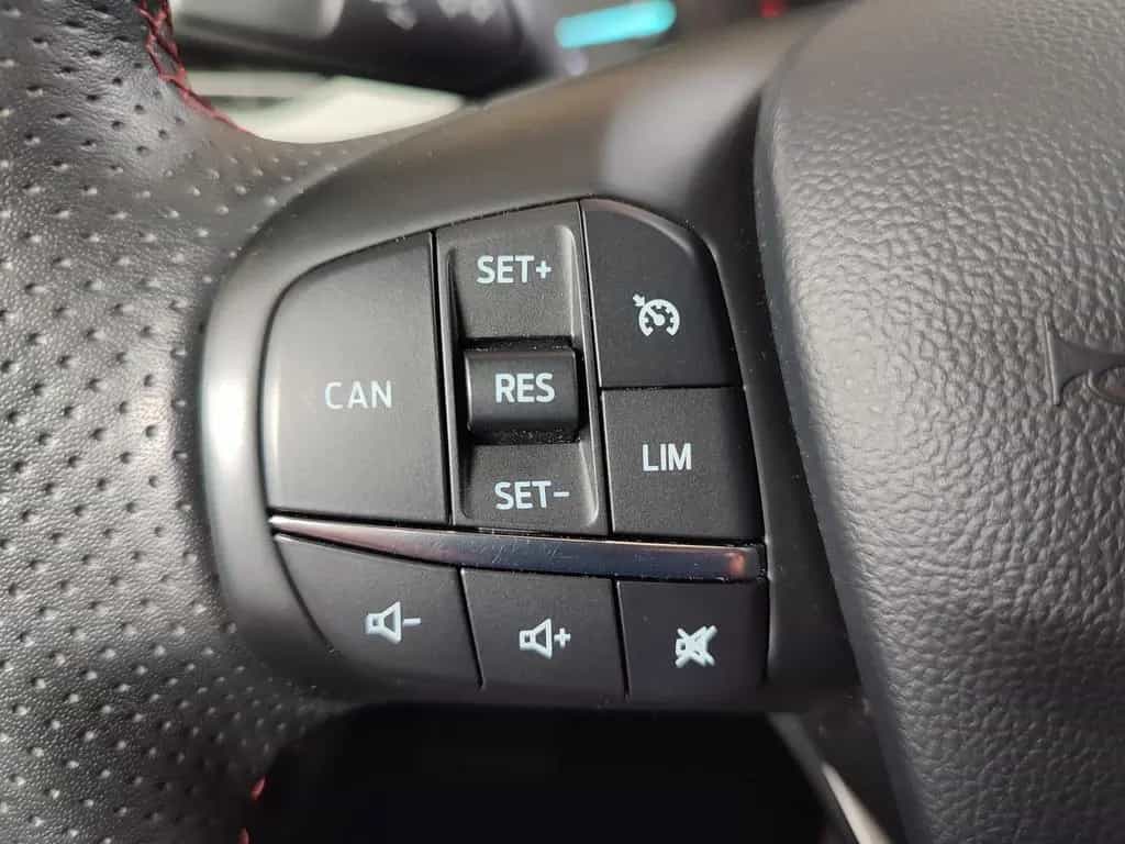 Ford Focus Kombi Turnier ST-Line *Kamera*NAVI*LED*SHZ 03/2019-photo-31