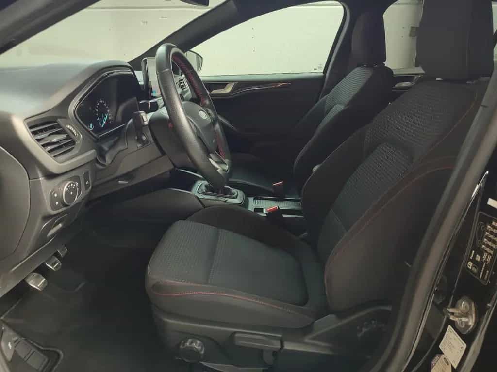 Ford Focus Kombi Turnier ST-Line *Kamera*NAVI*LED*SHZ 03/2019-photo-8