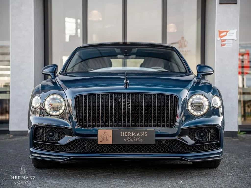 Bentley Flying Spur 4.0 V8 1st Edition / Mulliner / Blac 04/2021-photo-2