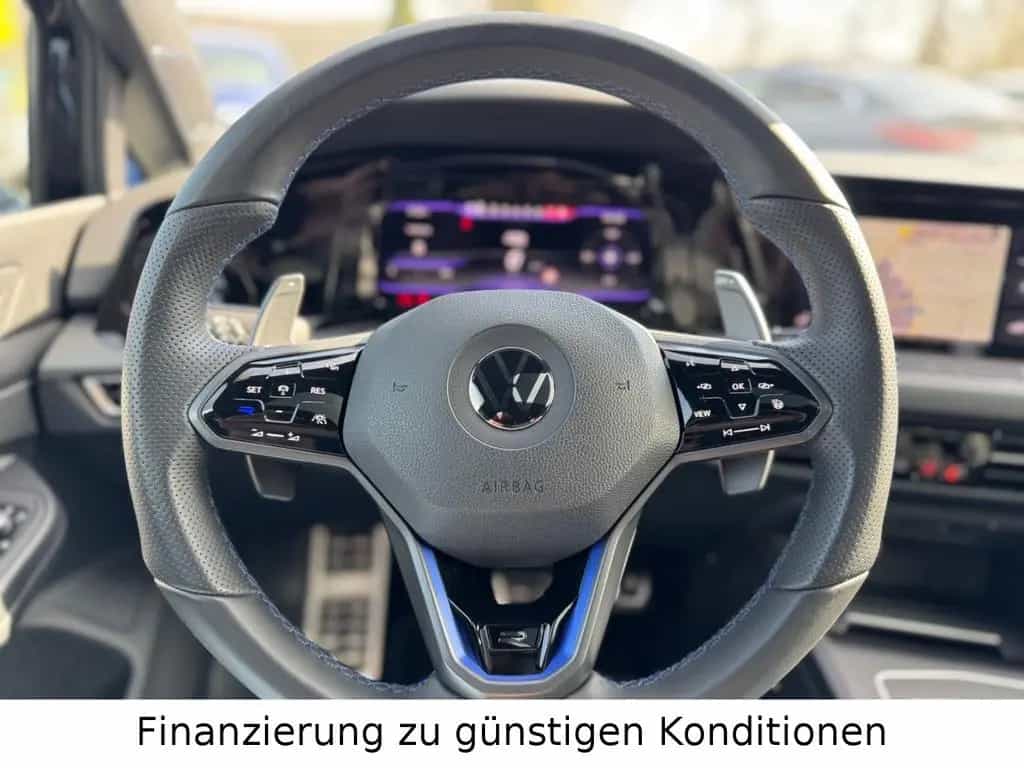 Volkswagen Golf VIII Lim. R 4Motion *GLASDACH*DR.ASS*CARPL* 02/2021-photo-23