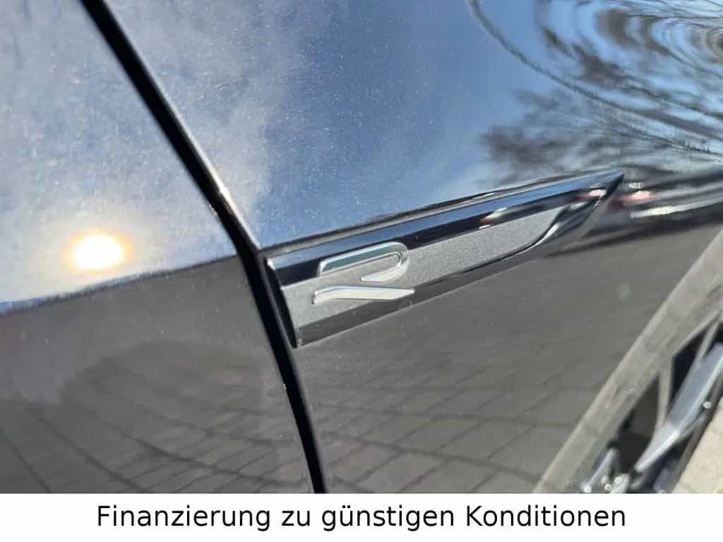 Volkswagen Golf VIII Lim. R 4Motion *GLASDACH*DR.ASS*CARPL* 02/2021-photo-39
