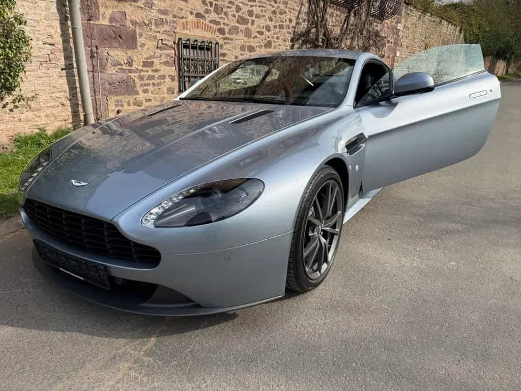 Aston Martin V8 Vantage N430 Coupé Skyfall-Silver 10/2016-photo-3