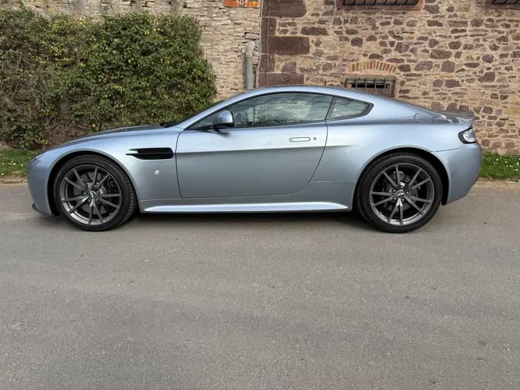 Aston Martin V8 Vantage N430 Coupé Skyfall-Silver 10/2016-photo-4