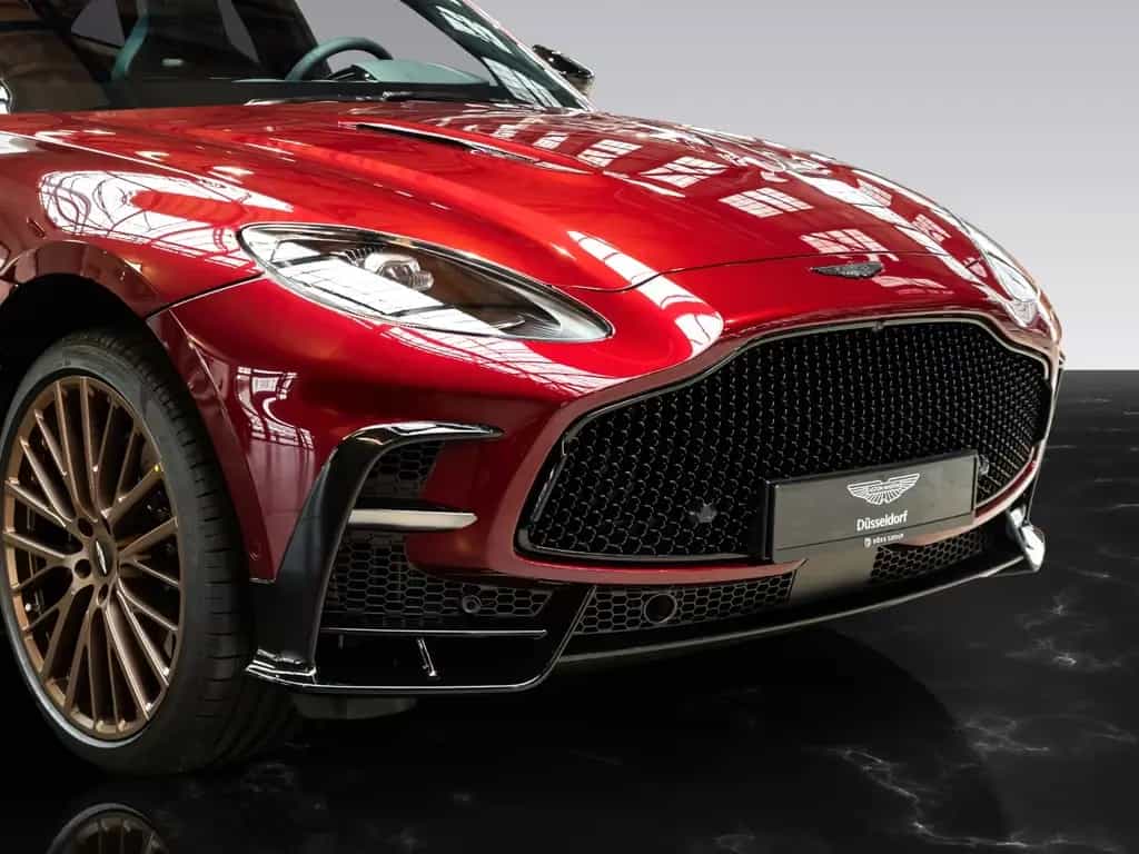 Aston Martin DBX S | Tow Park | Remote Park Heat 03/2026-photo-11