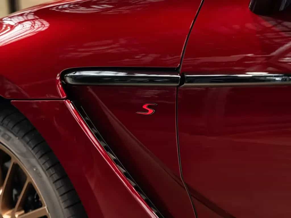 Aston Martin DBX S | Tow Park | Remote Park Heat 03/2026-photo-14