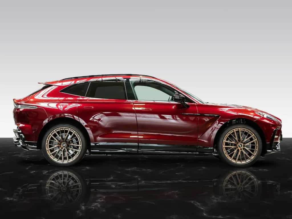 Aston Martin DBX S | Tow Park | Remote Park Heat 03/2026-photo-4