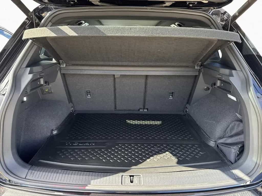 Volkswagen Tiguan R 2.0 TSI 4M AKRA AHK LEDER PANO 03/2023-photo-9
