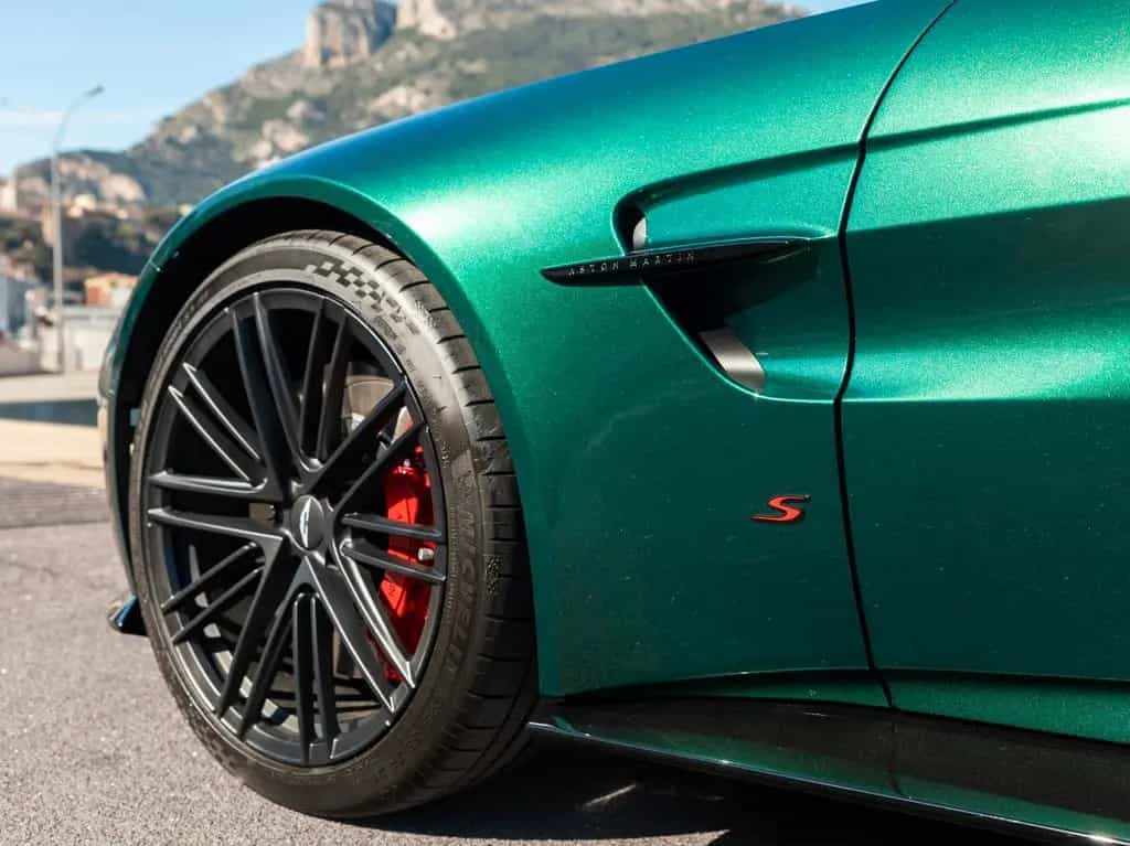 Aston Martin V8 Vantage 4.0 V8 Roadster null-photo-6
