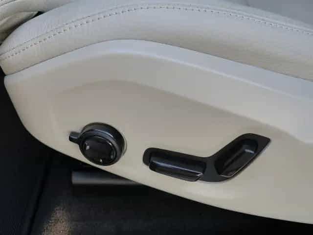 Volvo XC60 Plus Dark B4 Aut.*LEDER hell* 06/2023-photo-11