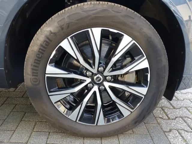 Volvo XC60 Plus Dark B4 Aut.*LEDER hell* 06/2023-photo-19
