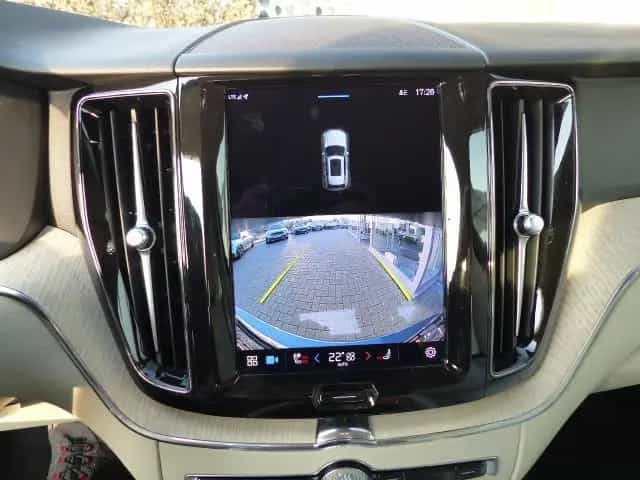 Volvo XC60 Plus Dark B4 Aut.*LEDER hell* 06/2023-photo-8