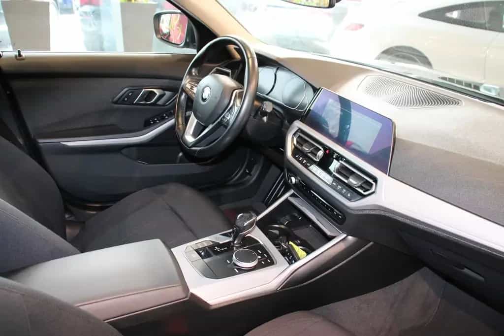 BMW 320 d xDrive Advantage LED SHZ Navi Kamera 10/2020-photo-16