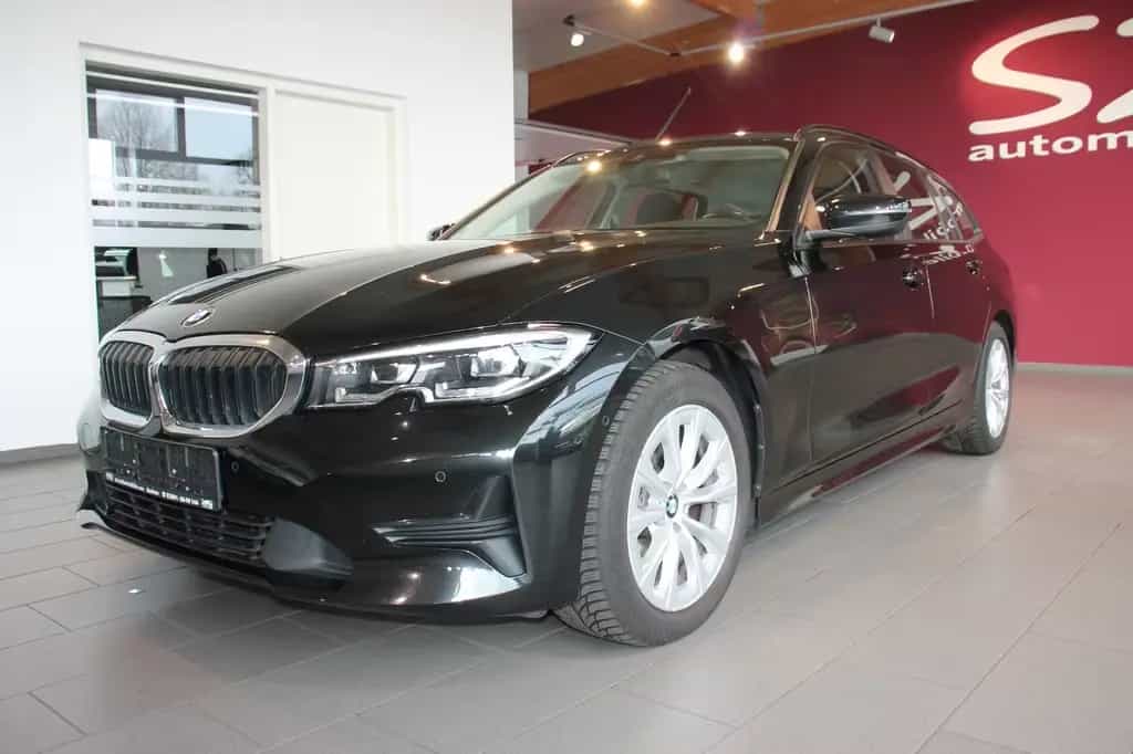BMW 320 d xDrive Advantage LED SHZ Navi Kamera 10/2020-photo-2