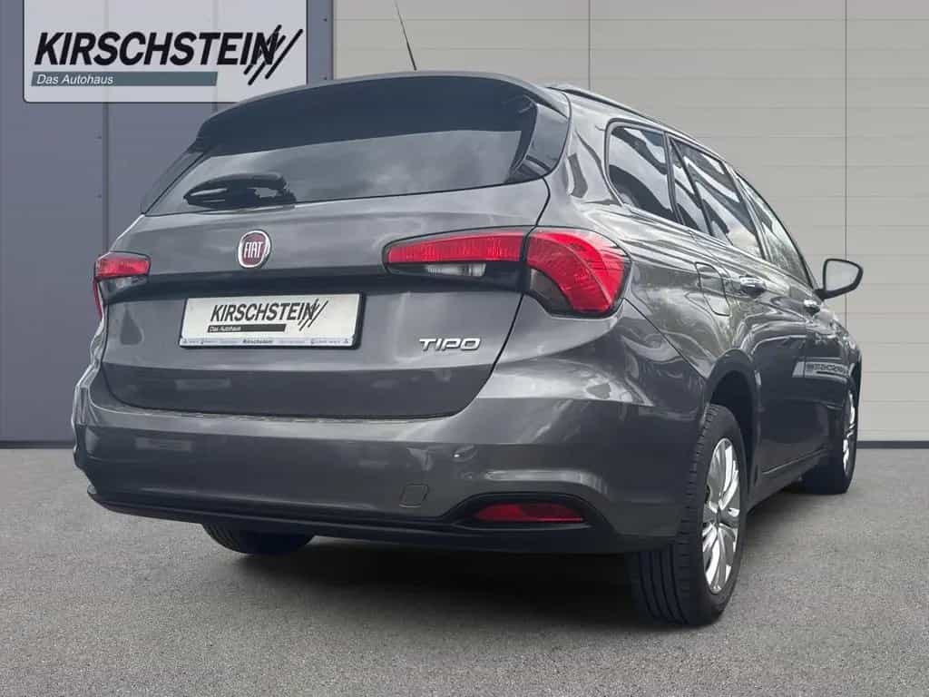 Fiat Tipo Kombi 1.4 T-Jet Lounge WR Sitzheizung Bluet 10/2017-photo-2