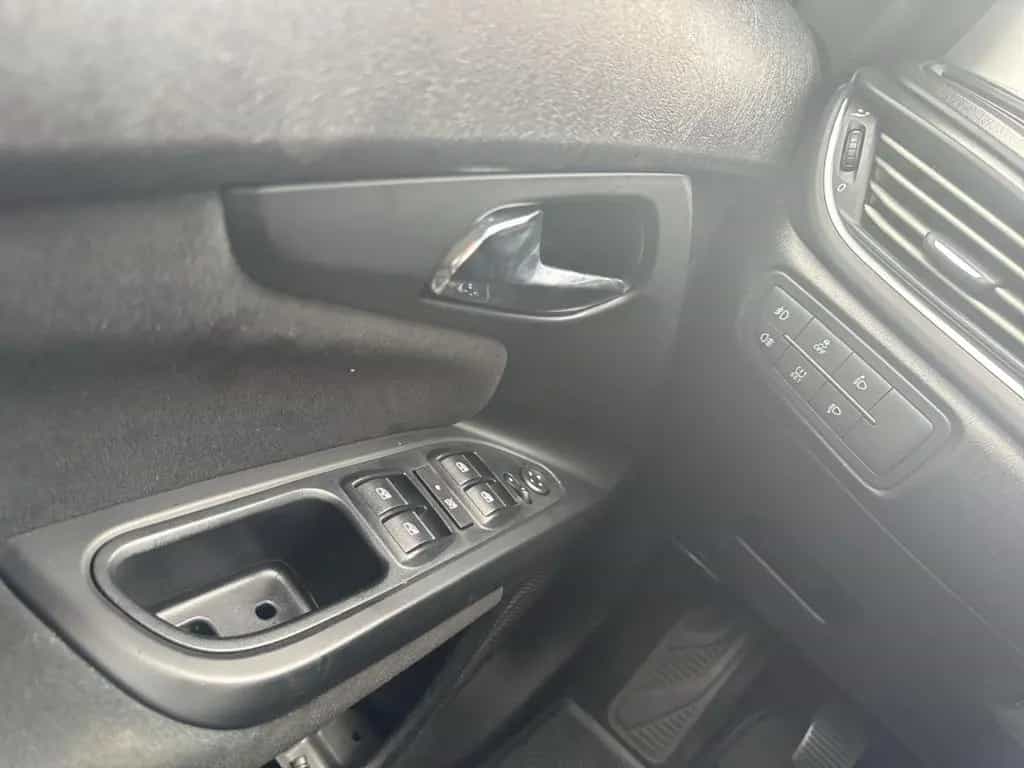 Fiat Tipo Kombi 1.4 T-Jet Lounge WR Sitzheizung Bluet 10/2017-photo-21