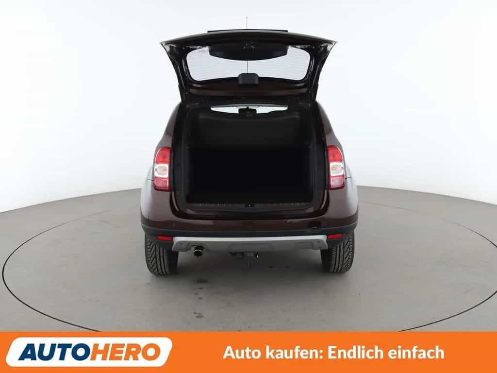 Dacia Duster 1.2 TCe Black Shadow 4x4*NAVI*CAM*PDC* 04/2017-photo-16