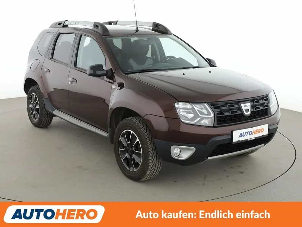 Dacia Duster 1.2 TCe Black Shadow 4x4*NAVI*CAM*PDC* 04/2017-photo-7