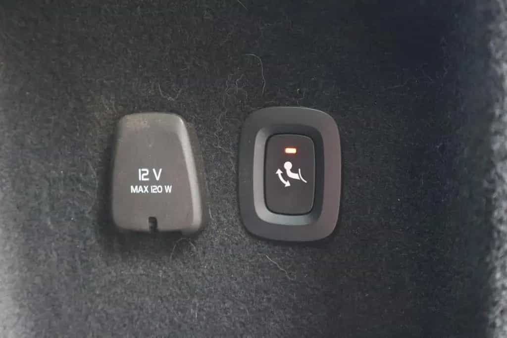 Volvo V60 2.0 T5 Momentum | Origineel NL | Leder | Bus 05/2019-photo-23