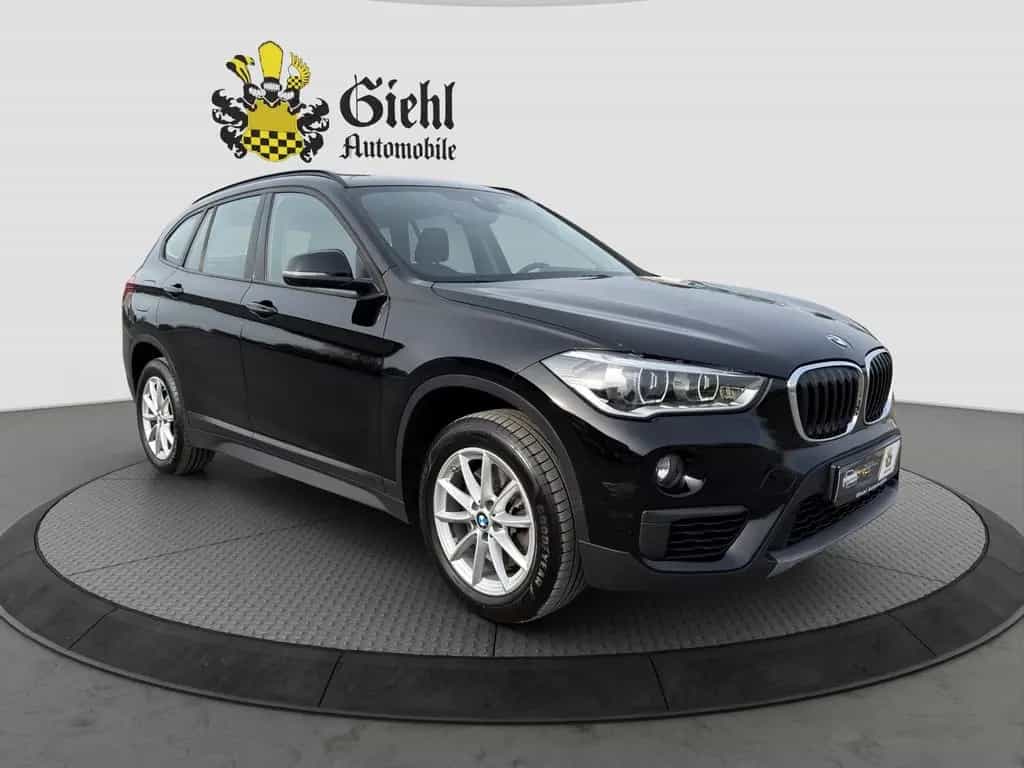 BMW X1 20i Automatik/AHK/PANO 05/2019-photo-0