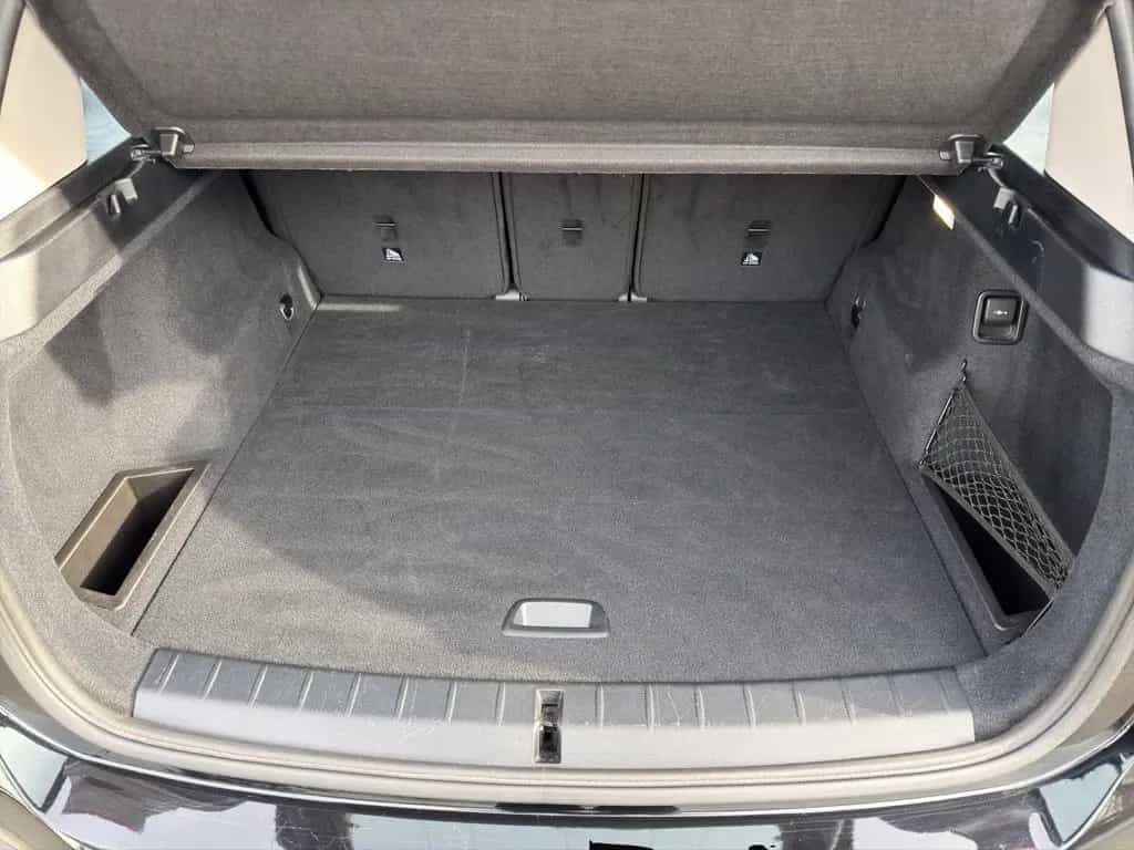 BMW X1 20i Automatik/AHK/PANO 05/2019-photo-17