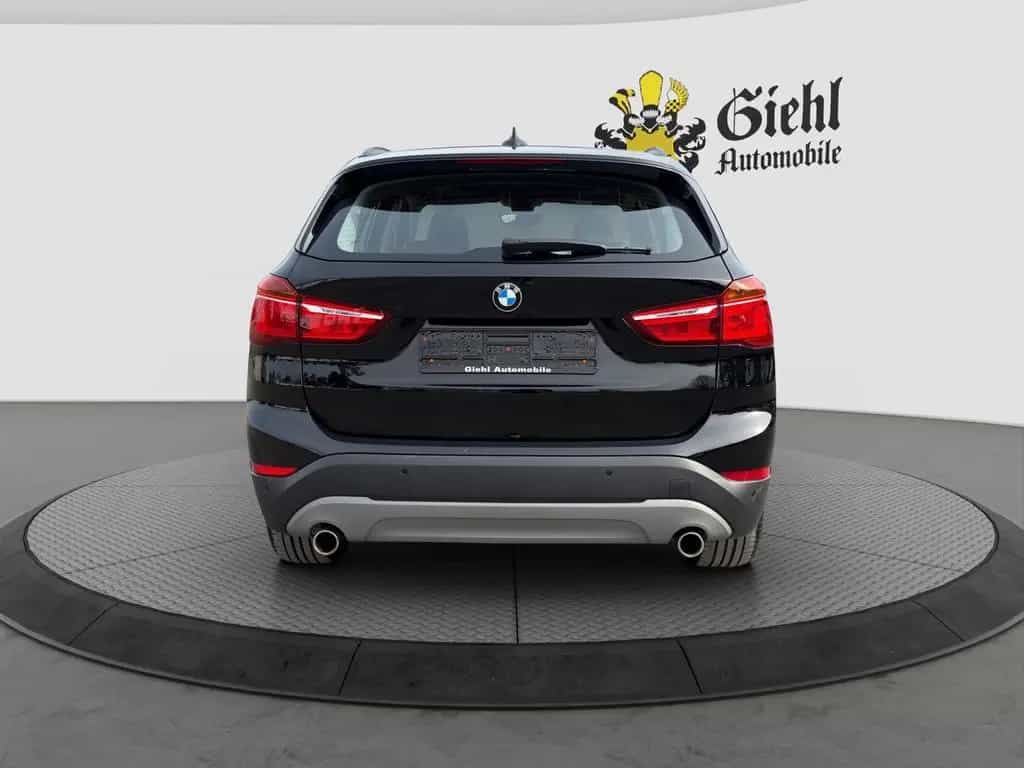 BMW X1 20i Automatik/AHK/PANO 05/2019-photo-5