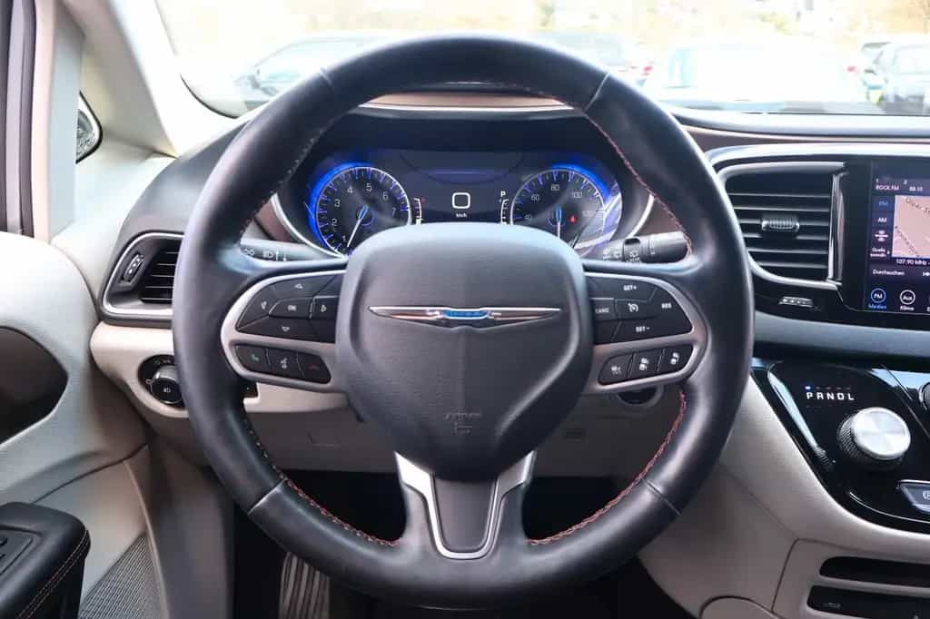 Chrysler Pacifica 3.6L V6 TOURING L Plus/ACC/360°/TV 07/2019-photo-11