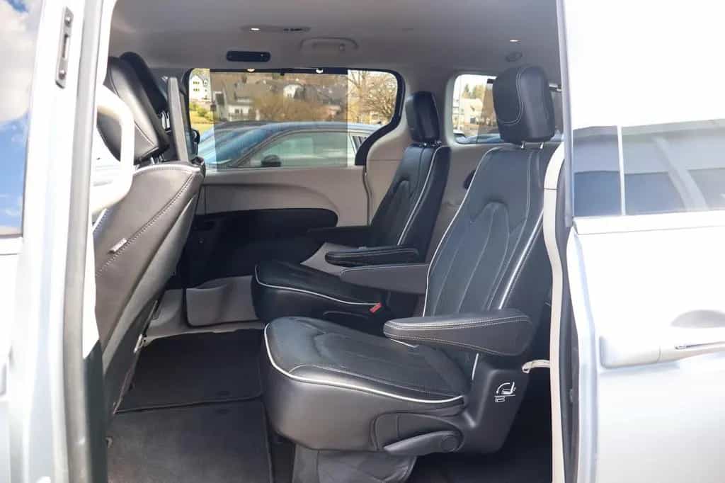 Chrysler Pacifica 3.6L V6 TOURING L Plus/ACC/360°/TV 07/2019-photo-19