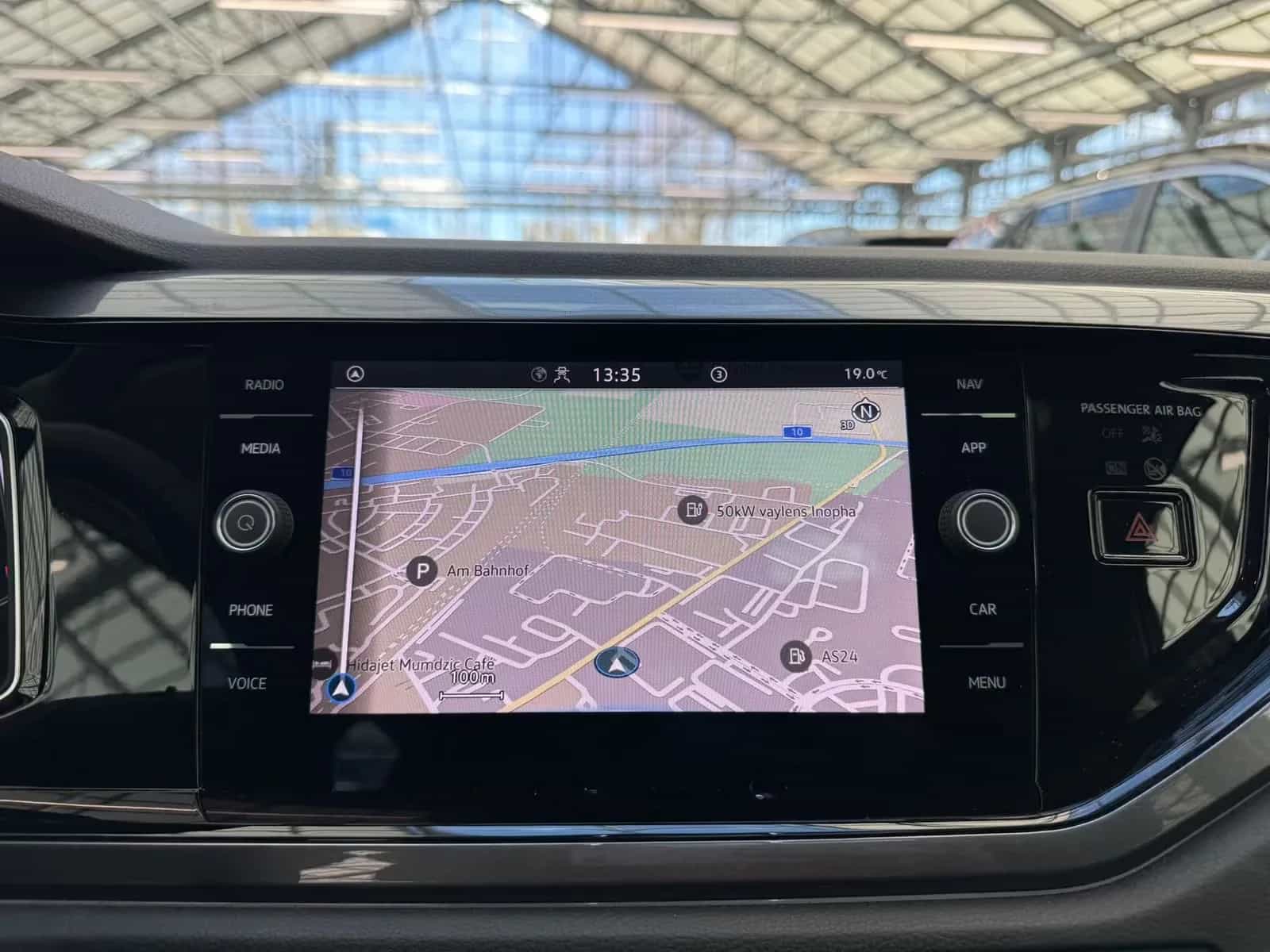 Volkswagen Taigo 10/2022-photo-11