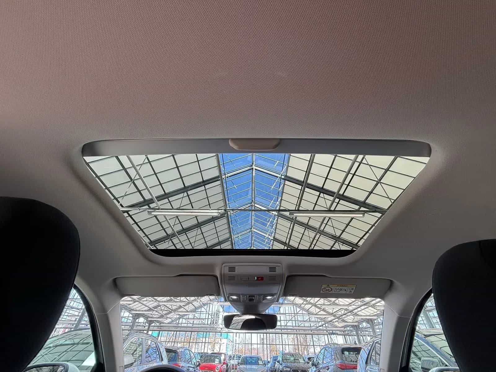 Volkswagen Taigo 10/2022-photo-15