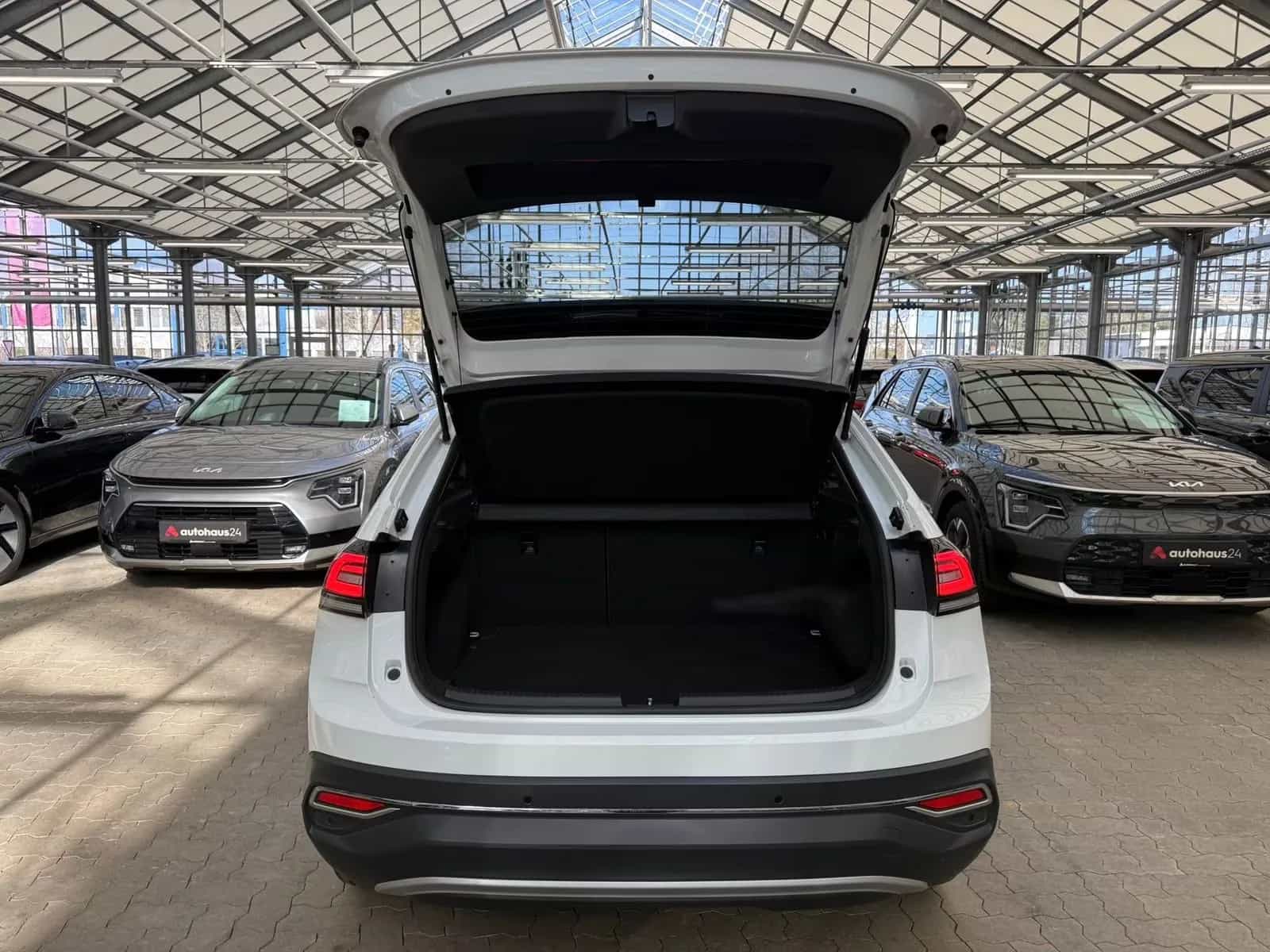 Volkswagen Taigo 10/2022-photo-5
