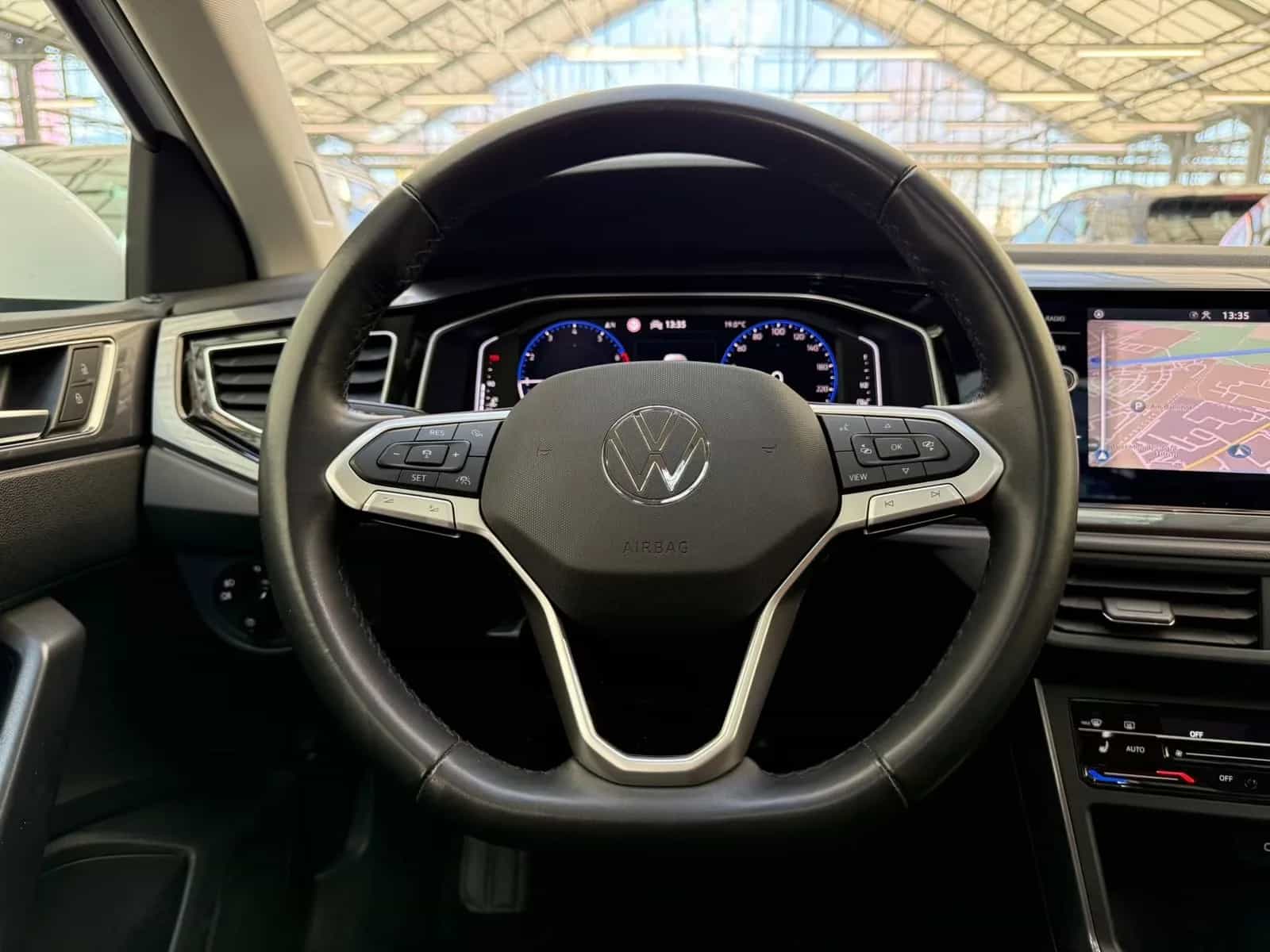 Volkswagen Taigo 10/2022-photo-9