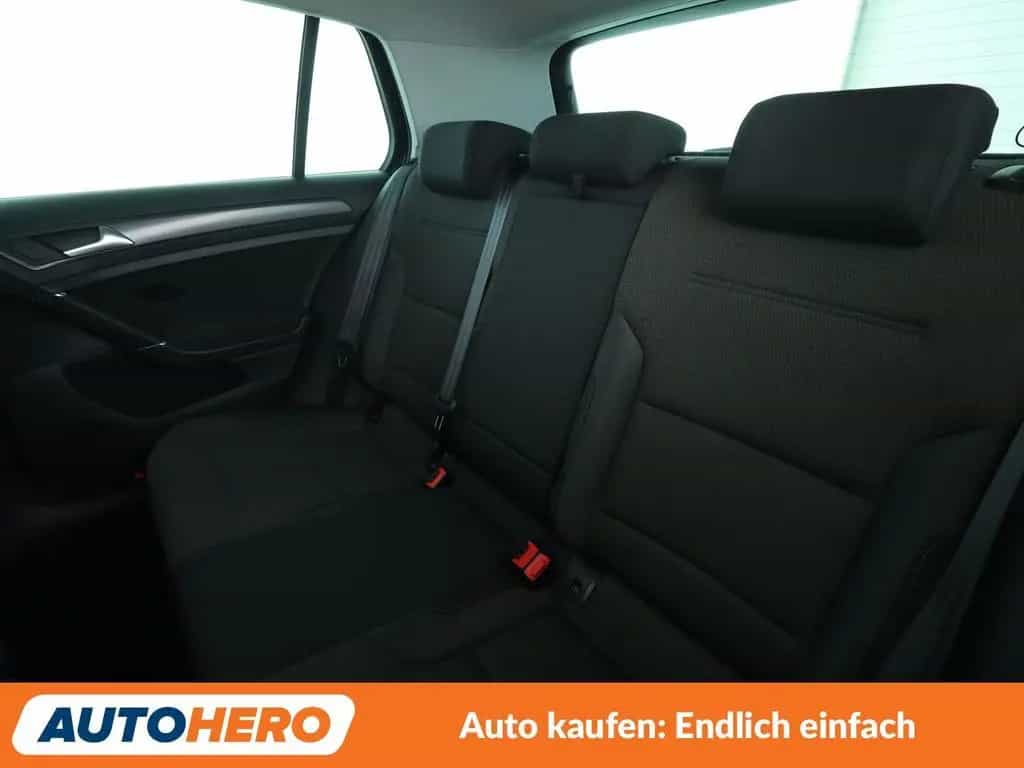 Volkswagen Golf VII 1.5 TSI ACT Comfortline BM*NAVI*PDC*SHZ 01/2018-photo-13