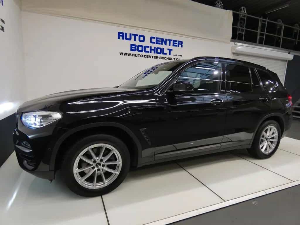 BMW X3 xDrive 20i Advantage AHK 02/2020-photo-11